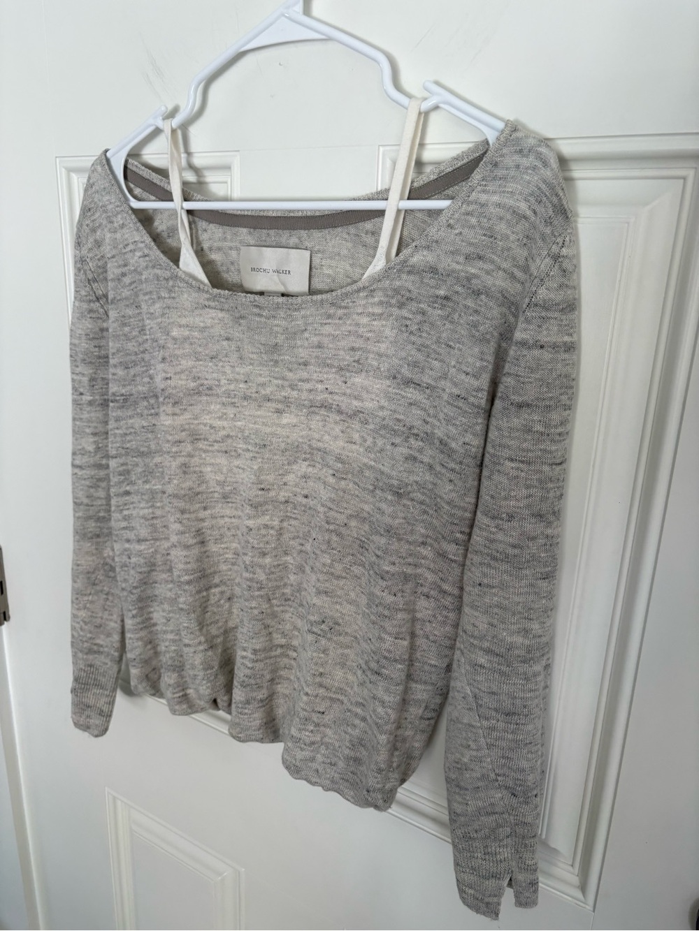 Brochu Walker Heather Gray Scoop Neck Lightweight Sweater XS layered